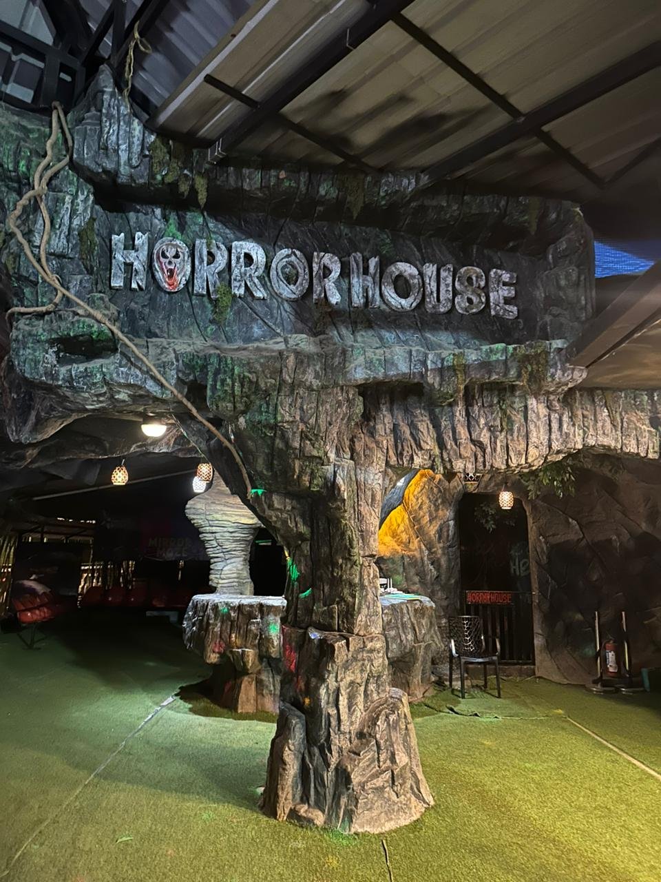 Horror House photo 1